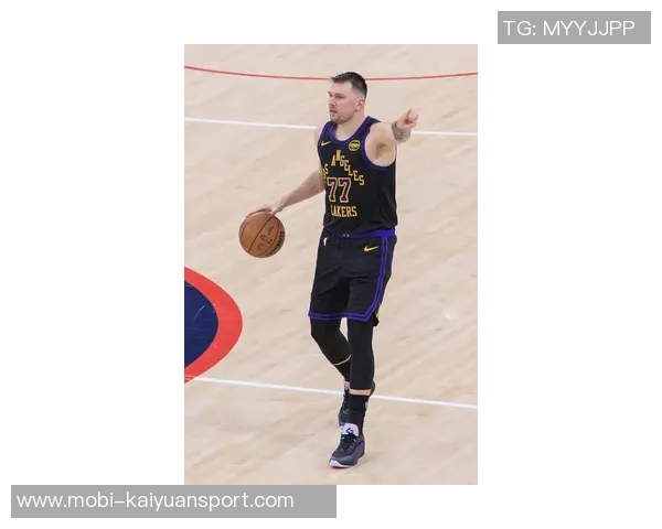 雷迪克谈东契奇防守挑战期待这位26岁球星的未来表现